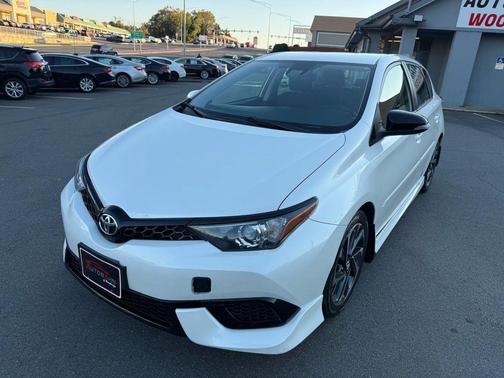 2017 Toyota Corolla iM Base