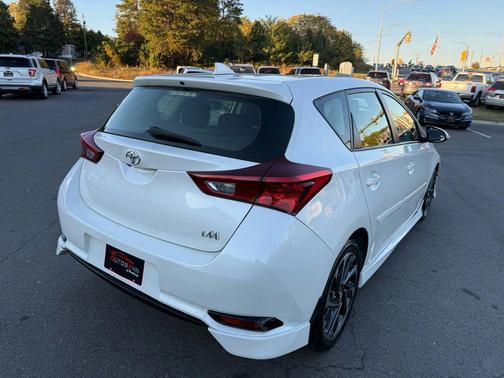 2017 Toyota Corolla iM Base