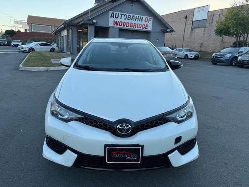 2017 Toyota Corolla iM Base