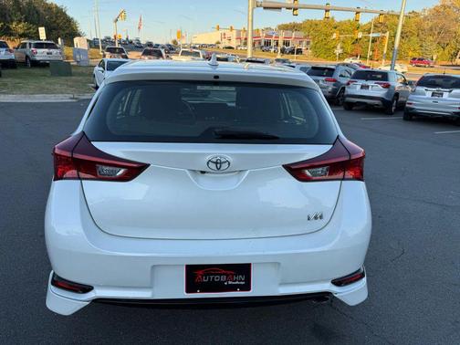 2017 Toyota Corolla iM Base