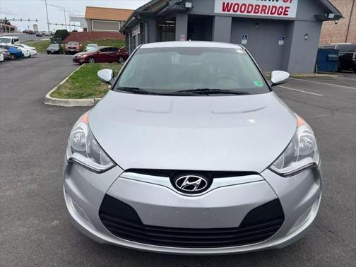 2017 Hyundai Veloster Base