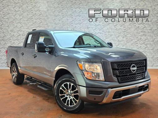 2024 Nissan Titan SV
