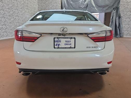 White Pearl 2018 Lexus ES 350 Base
