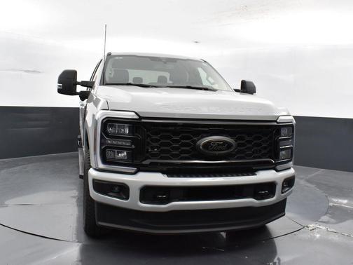 2025 Ford F-350 XLT