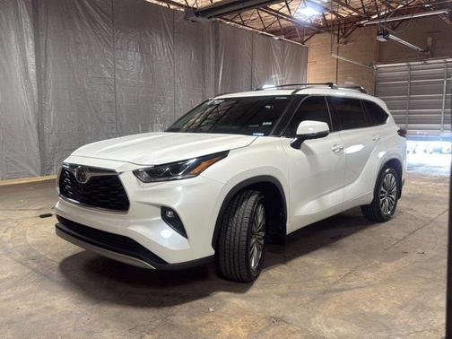 2021 Toyota Highlander Platinum