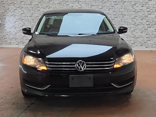 2013 Volkswagen Passat 2.5 SE