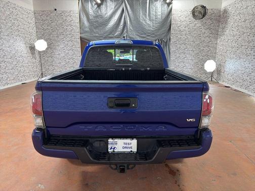 Blue Crush Metallic 2022 Toyota Tacoma TRD Sport