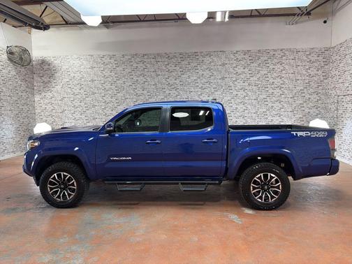 Blue Crush Metallic 2022 Toyota Tacoma TRD Sport