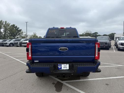 2026 Ford F-250 Lariat