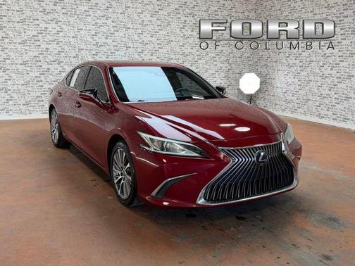 Matador Red Mica 2019 Lexus ES 300h Premium