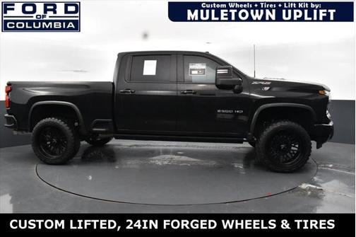 2024 Chevrolet Silverado 2500 4WD Crew Cab Standard Bed ZR2