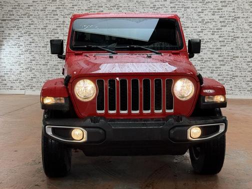 2022 Jeep Gladiator Overland