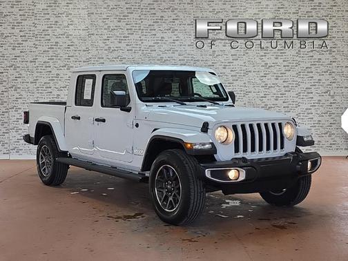 2023 Jeep Gladiator Overland