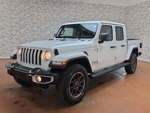 2023 Jeep Gladiator Overland