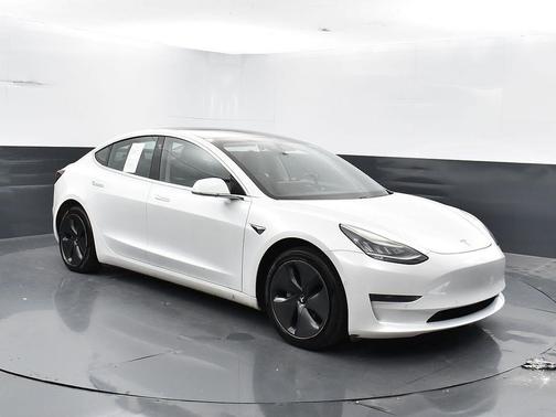 2020 Tesla Model 3 Standard Range Plus