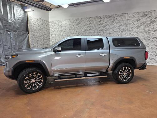 2025 GMC Canyon Denali