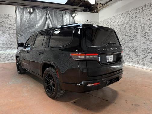 2022 Jeep Grand Wagoneer Series II Obsidian 4x4