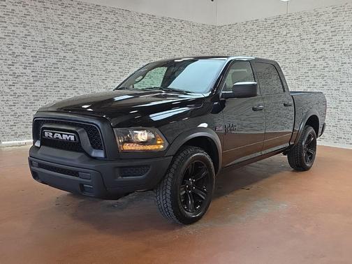 2021 RAM 1500 Classic Warlock Crew Cab 4x4 5'7' Box