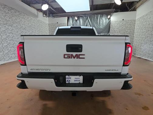 2017 GMC Sierra 1500 Denali