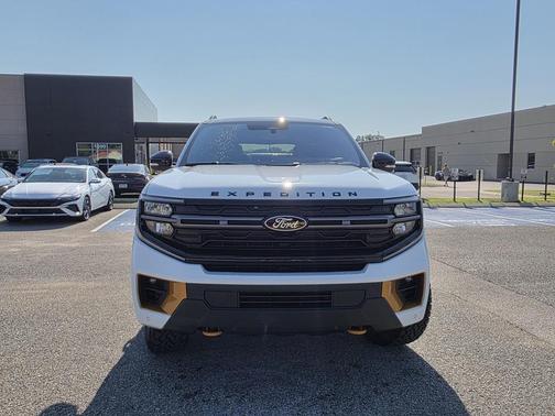 2025 Ford Expedition Tremor