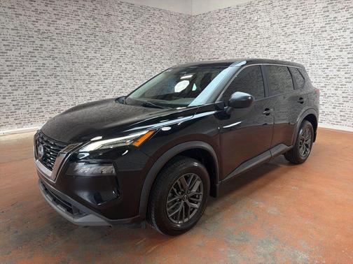 Super Black 2023 Nissan Rogue S