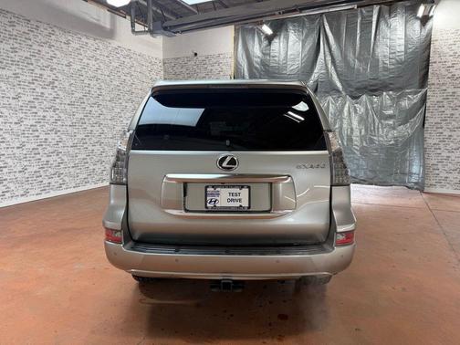 2023 Lexus GX 460 Luxury