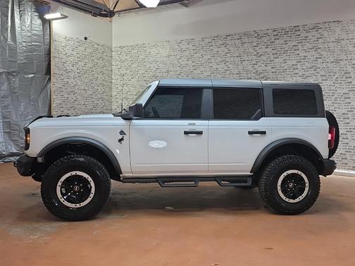 2023 Ford Bronco Black Diamond