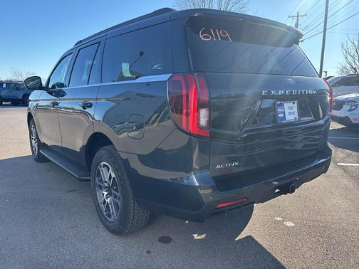 2026 Ford Expedition Active