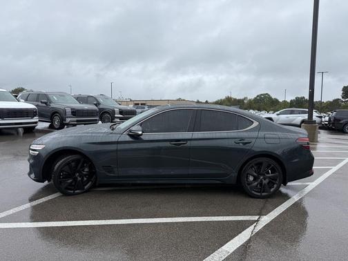 2023 Genesis G70 3.3T RWD
