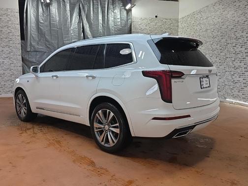 2020 Cadillac XT6 Premium Luxury FWD