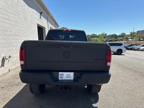 2018 RAM 2500 Laramie Mega Cab 4x4 6'4' Box