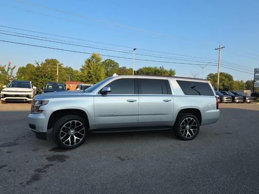 2020 Chevrolet Suburban LT