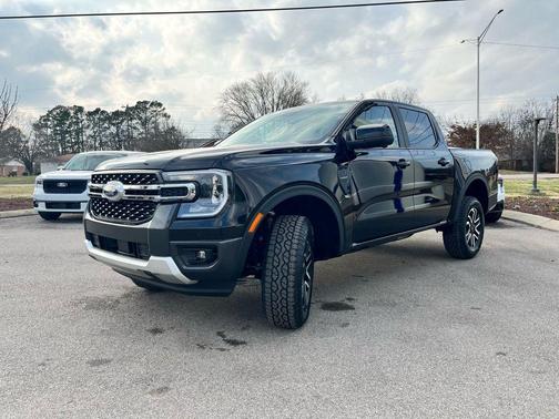 Shadow Black 2026 Ford Ranger LARIAT