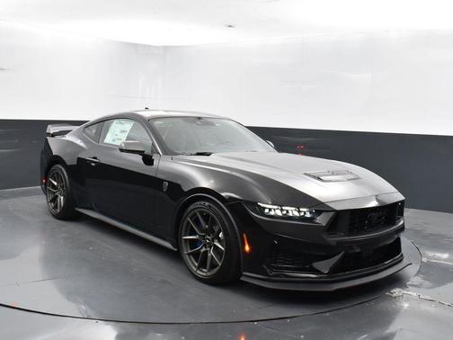 2025 Ford Mustang Dark Horse Fastback