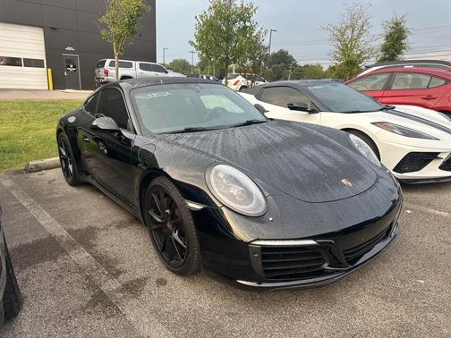 2017 Porsche 911 Carrera