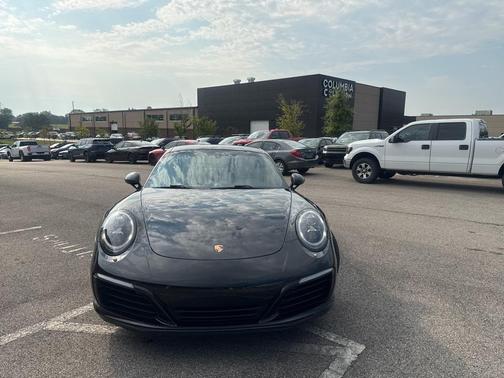 2017 Porsche 911 Carrera