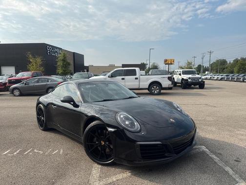 2017 Porsche 911 Carrera
