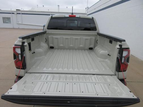 Desert Sand 2025 Ford Ranger Raptor