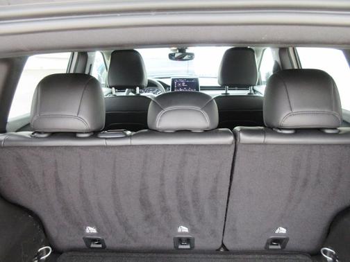 Bright White Clearcoat 2025 Jeep Compass Latitude