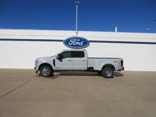 Avalanche 2026 Ford F-350 Platinum