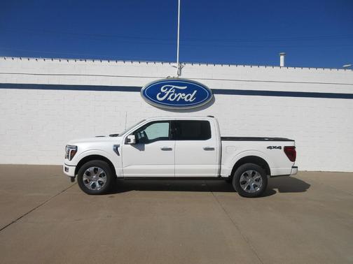 Star White Metallic Tri-Coat 2026 Ford F-150 Platinum