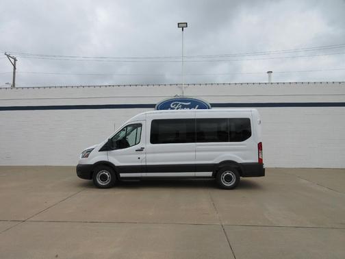 2025 Ford Transit-350 XL