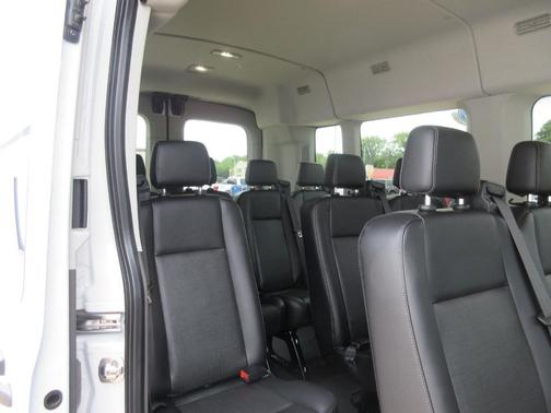 2025 Ford Transit-350 XL