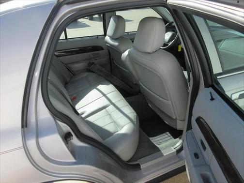 2004 Mercury Grand Marquis