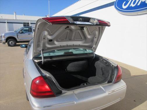 2004 Mercury Grand Marquis