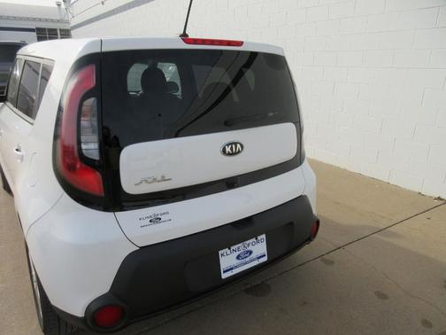 2016 Kia Soul Base