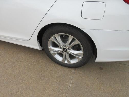 2012 Hyundai SONATA Limited