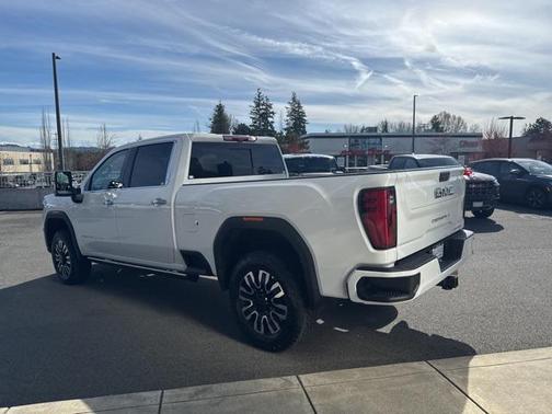 2025 GMC Sierra 3500 Denali