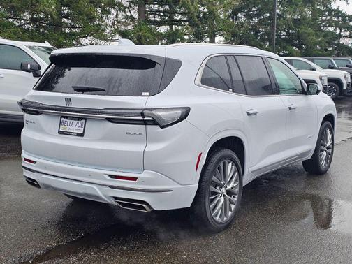 iridescent white tricoat 2026 Buick Enclave Avenir