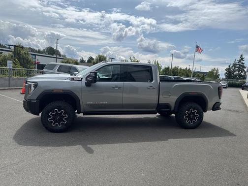 2025 GMC Sierra 2500 AT4